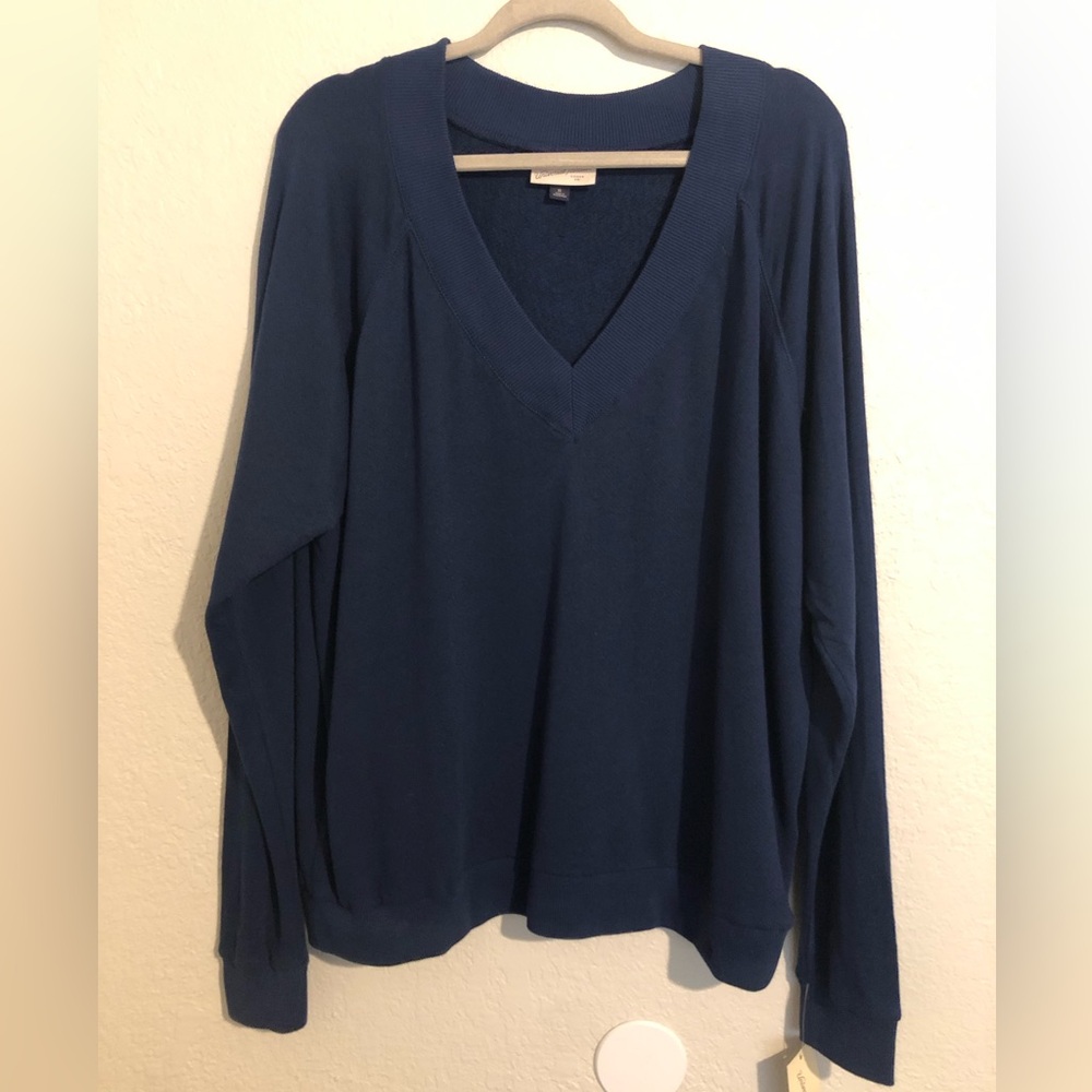 Universal Threads Deep Navy V-Neck Sweater size XL
